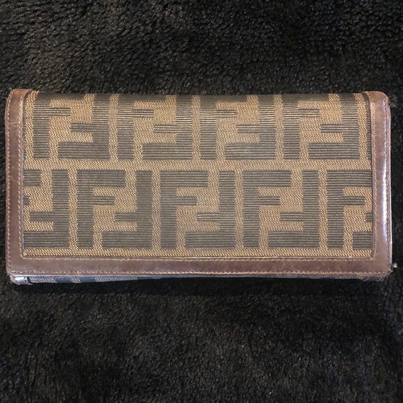 fendi zucca wallet